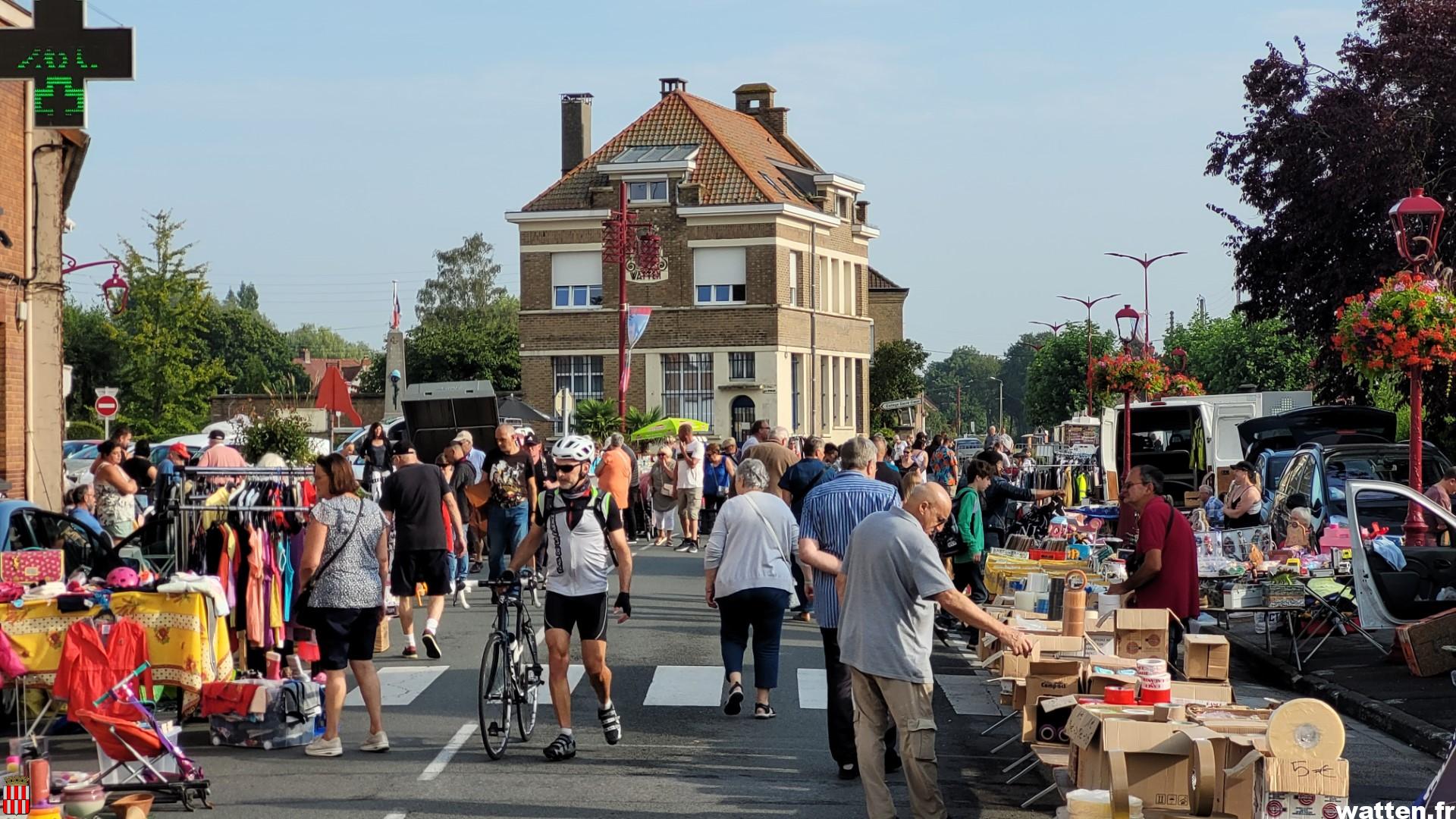 Une brocante 2024 sous le soleil