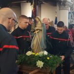 les pompiers ont porté ste Barbe en procession